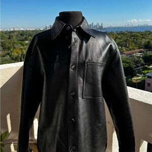 Bottega Veneta Lambskin Leather Shirt
Jacket Black IT 38 | US 6 Quiet Luxury NWT